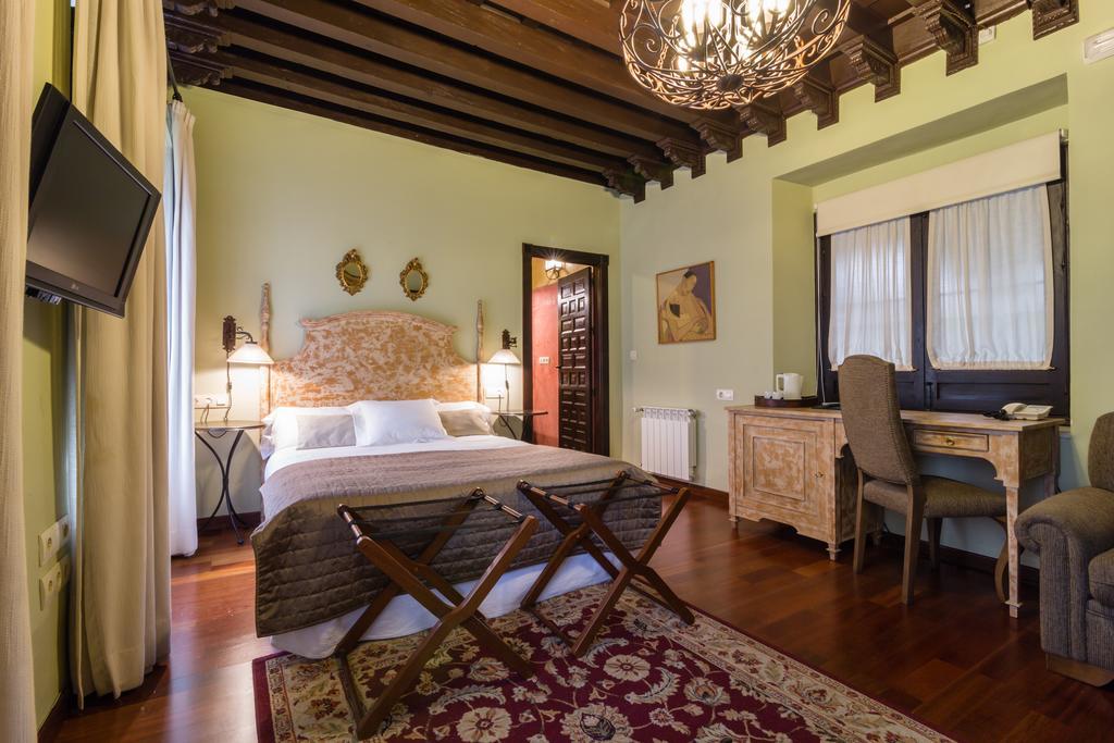 Palacio De Mariana Pineda Granada Phòng bức ảnh